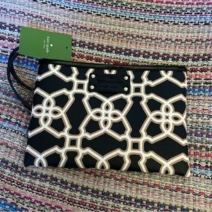 NWT kate spade Moroccan print wristlet